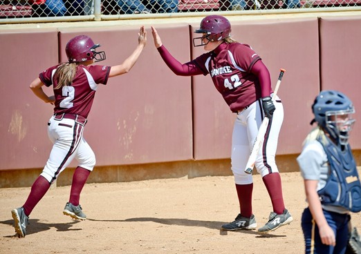 RC Splits on First Day of ODAC Softball Tournament