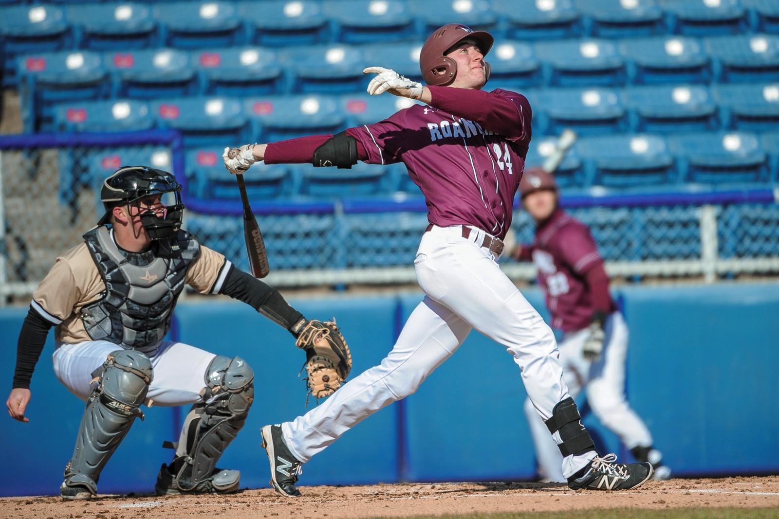 Roanoke Falls 9-8 to FSU in Series Finale