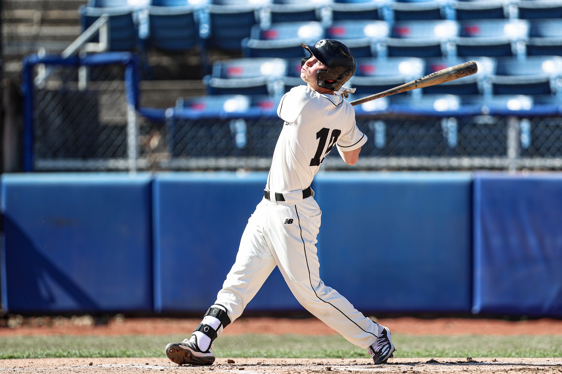 Roanoke split a pair games at the Baltimore Invitational on Saturday. The Maroons knocked off No. 7 Cortland 9-0 in its second game of the day.