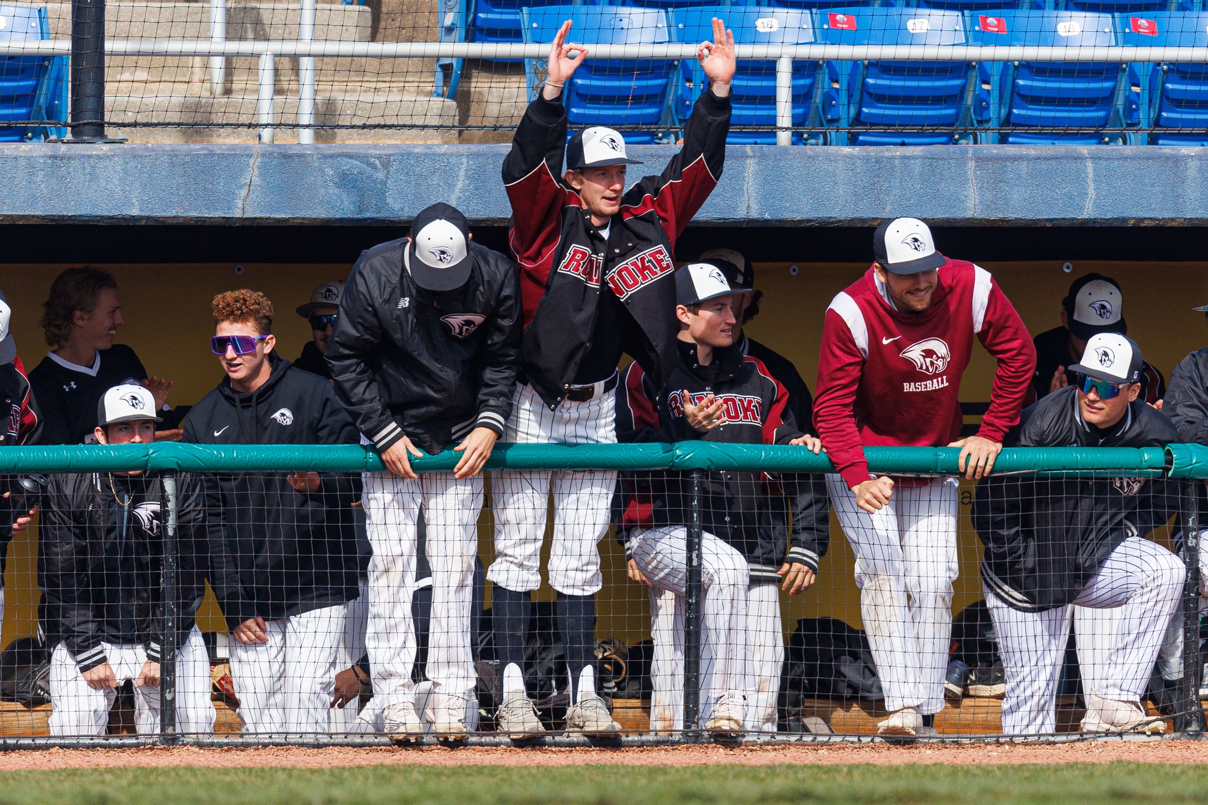 Basham Home Run Helps Maroons Split ODAC Doubleheader With No. 3 Shenandoah