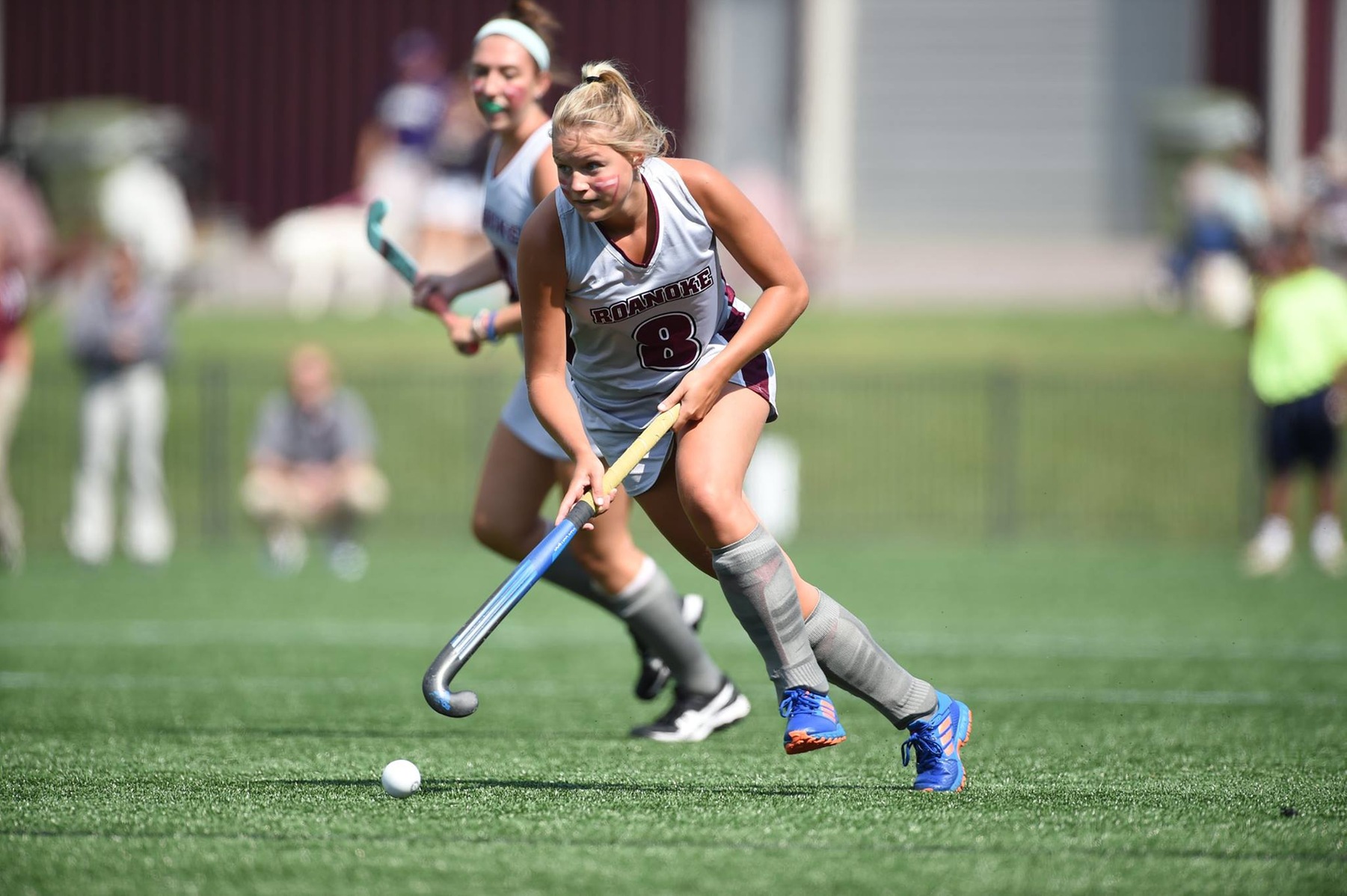 Field Hockey Freshman Leonore Keunen 8