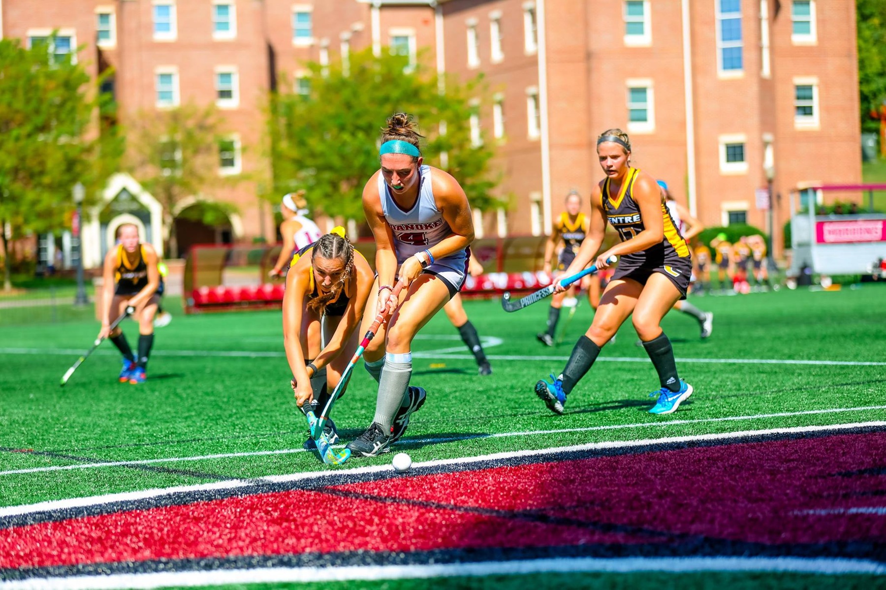 Field Hockey Lauren Heffron #4