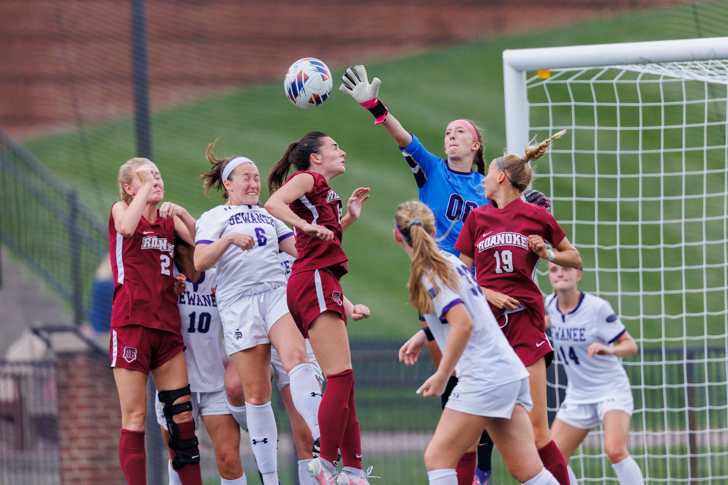 Maroons Fall In Final Minutes to Guilford