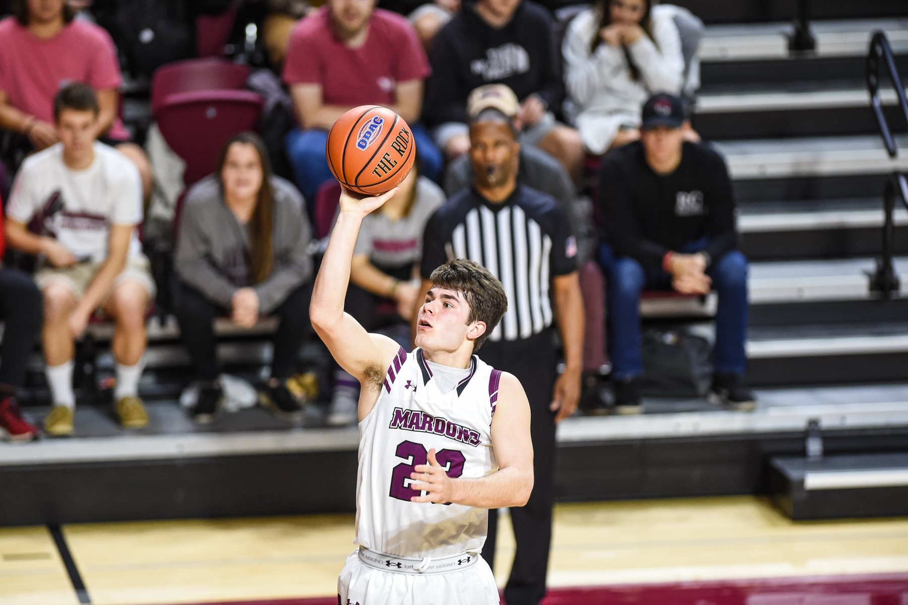 Emory & Henry rallied past Roanoke 78-77 Wednesday evening in ODAC Men&rsquo;s Basketball action.