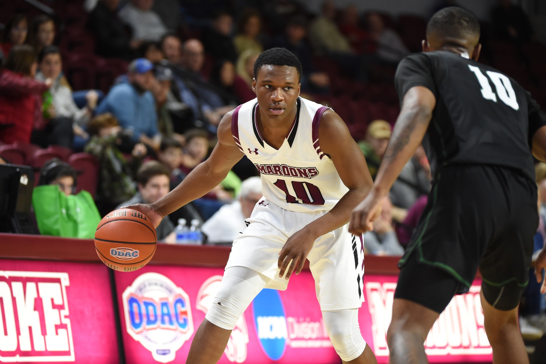 Efosa Edosomwan had 10 points in Roanoke's win over Emory & Henry.