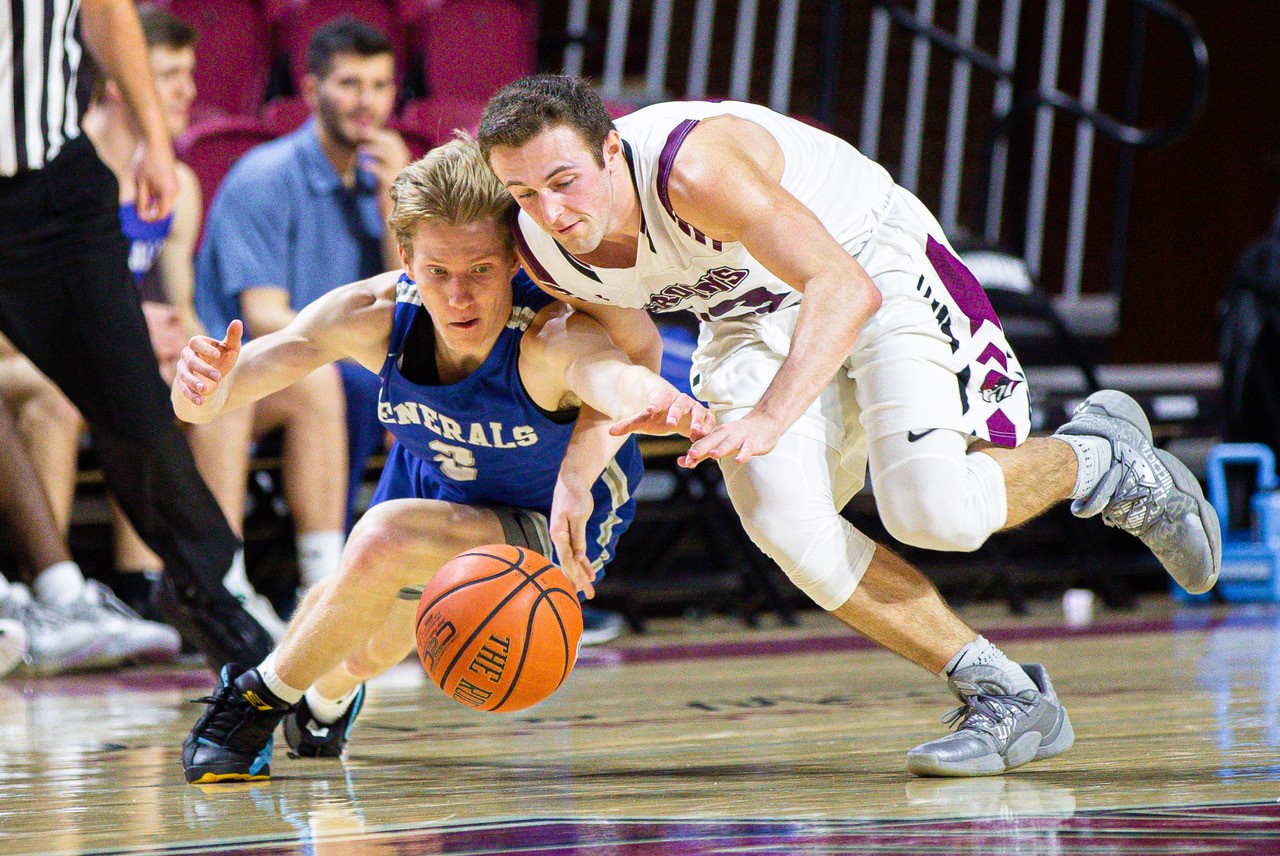 Washington and Lee knocked off Roanoke 71-50 in ODAC Men&rsquo;s Basketball action Wednesday evening in Salem.