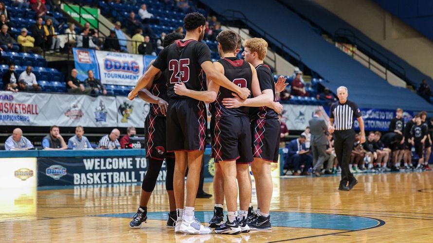 Draper Scores 25 as Maroons Open 2022-23 Season Falling to Maryville (Tenn.)
