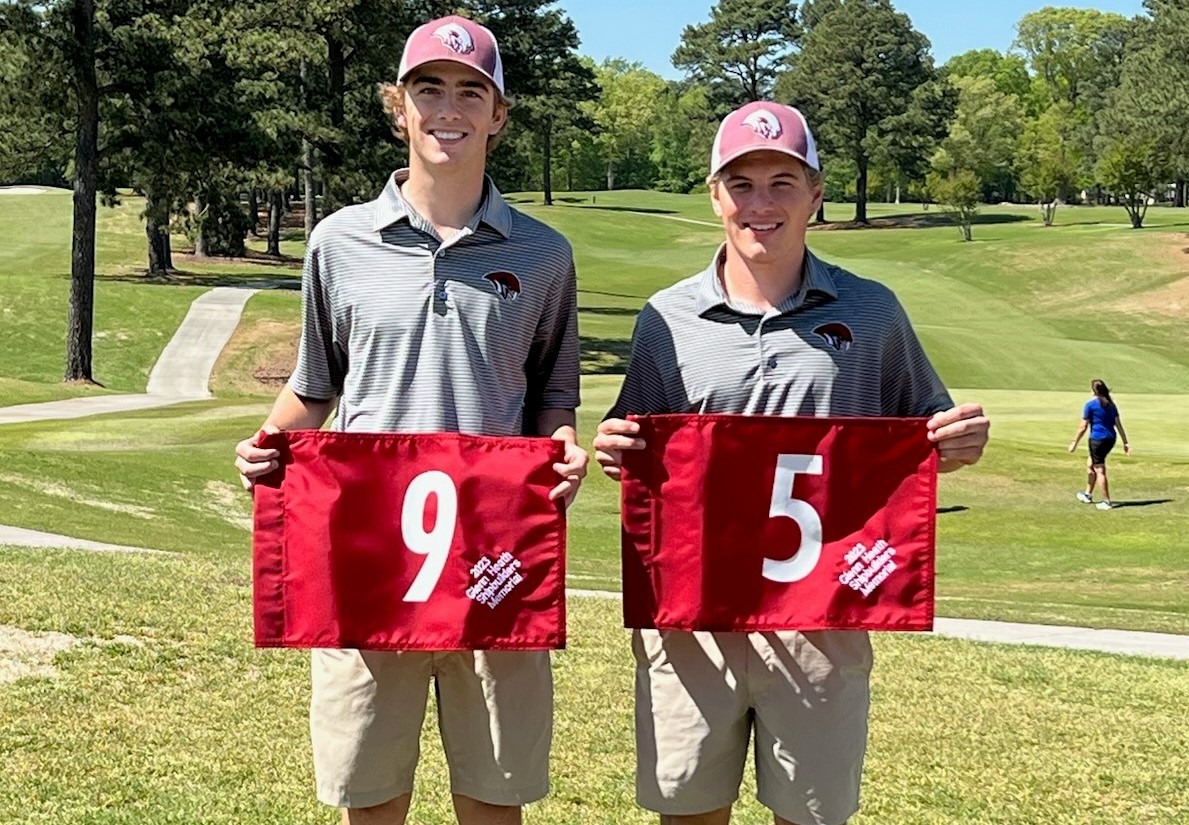 TJ Whelan and Sean Furlong with flags after placing in the top 10