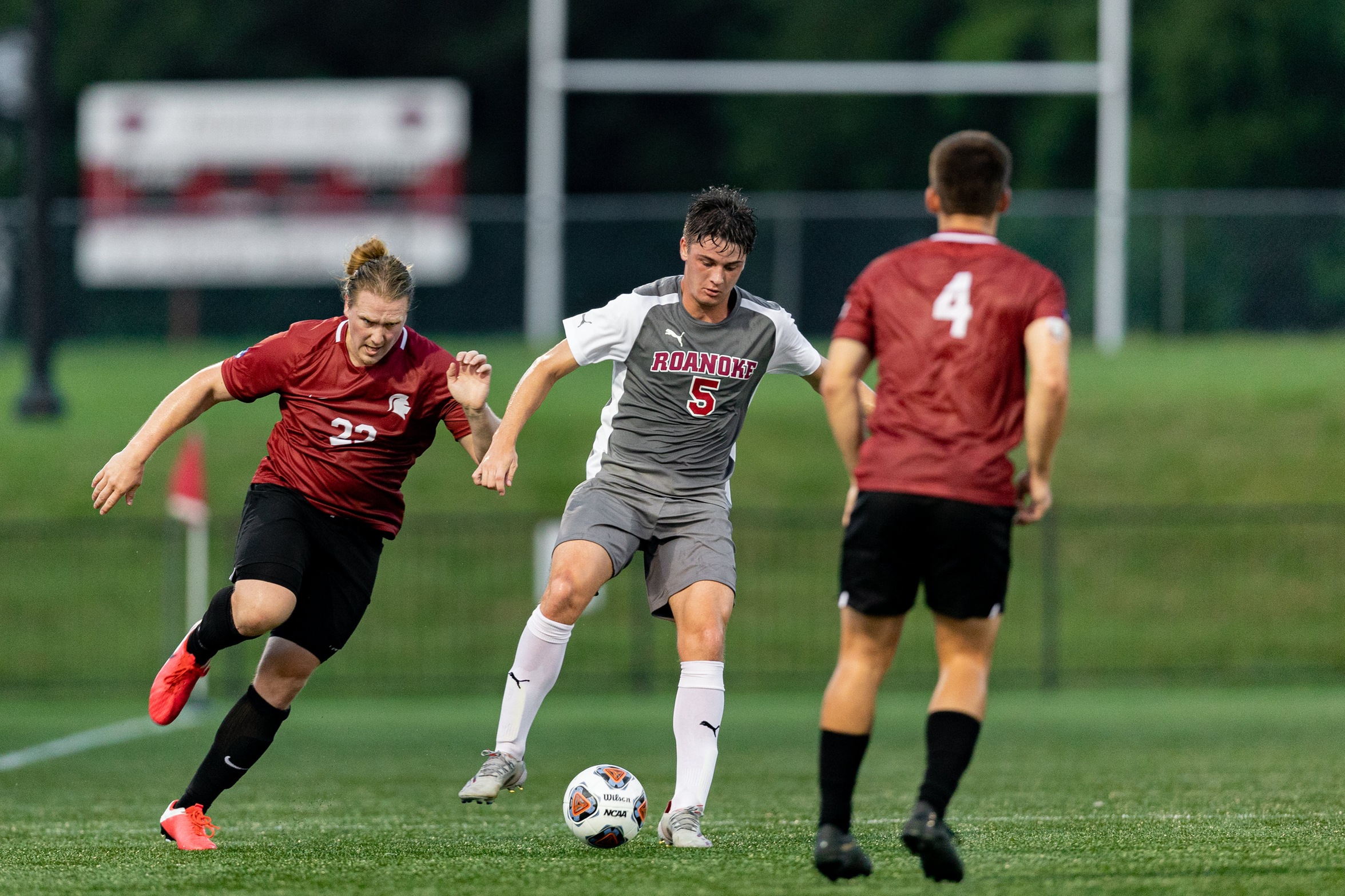 Roanoke defeated Salisbury 2-1