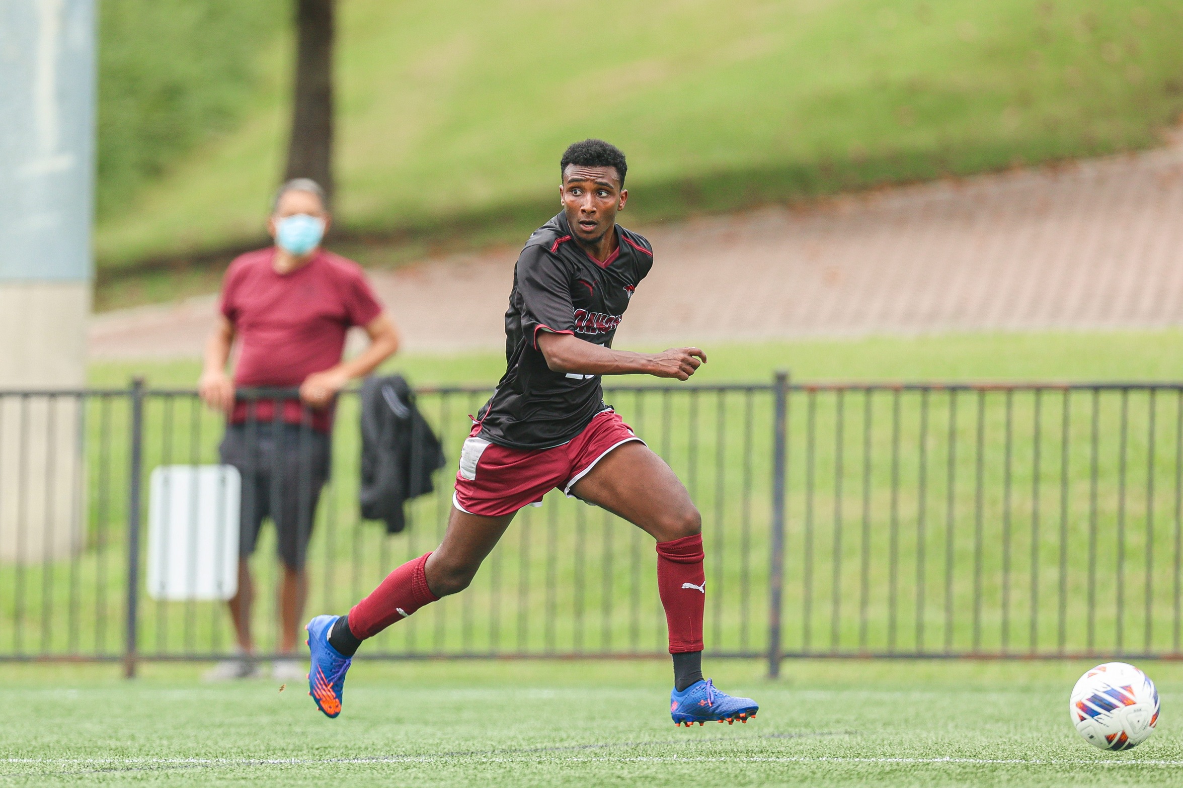 Roanoke Comeback Falls Short in 2-1 Contest With Mary Washington