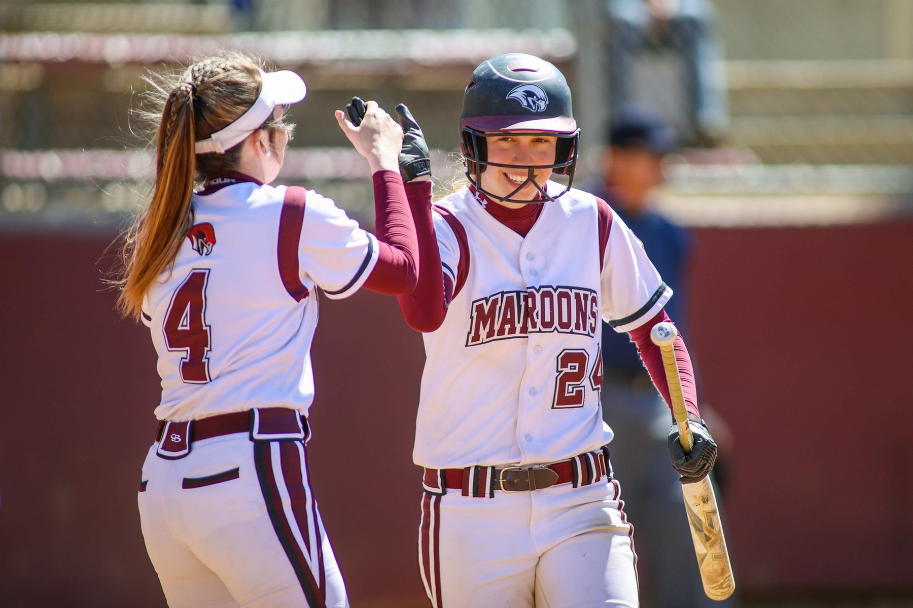 RC Softball Splits with Averett