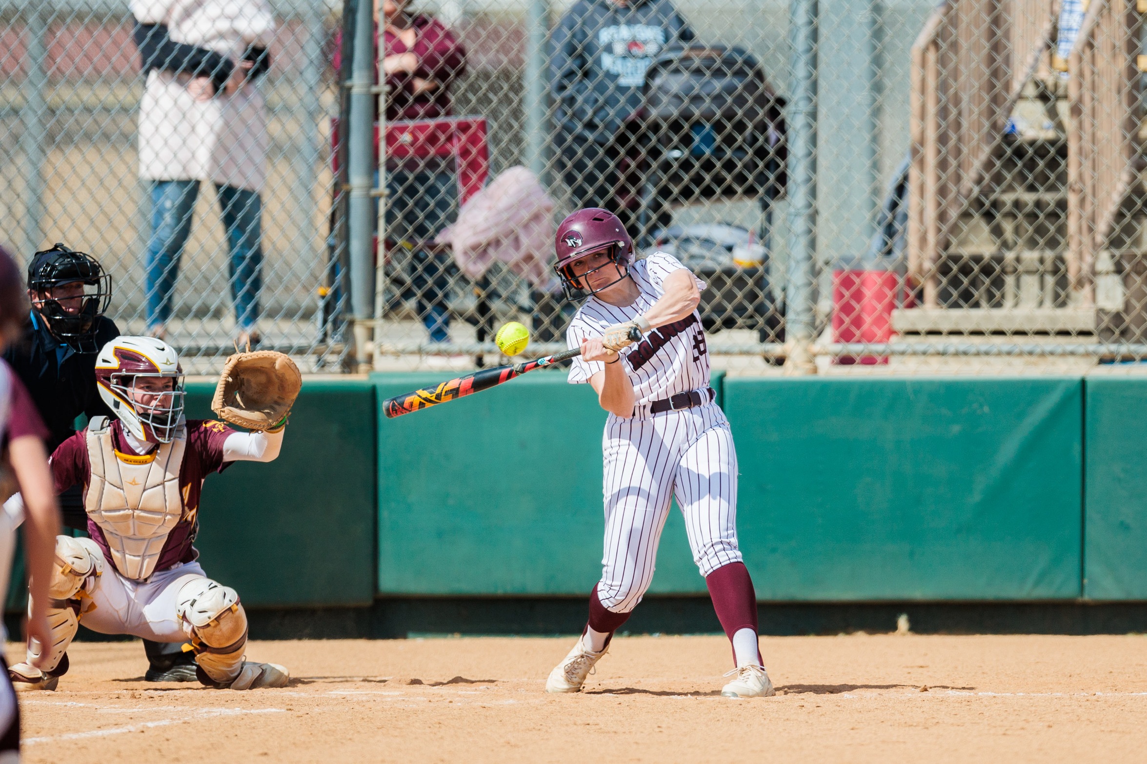 Roanoke Sweeps Royals in ODAC Opener