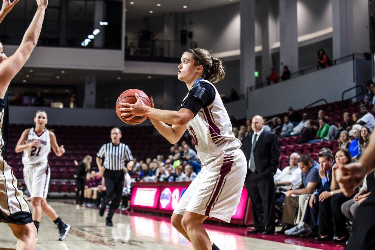 Eastern Mennonite Holds Off RC Women's Hoops 65-59