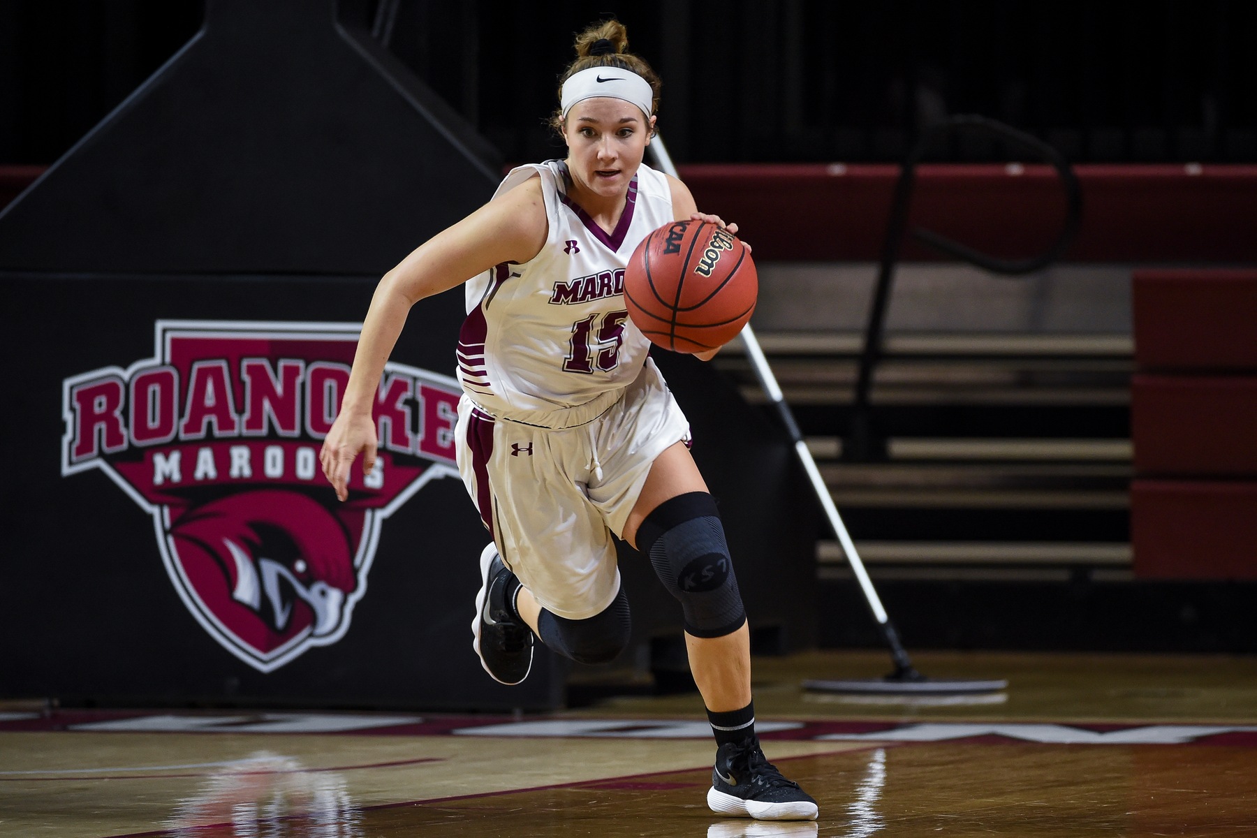 Molly Hassell #15