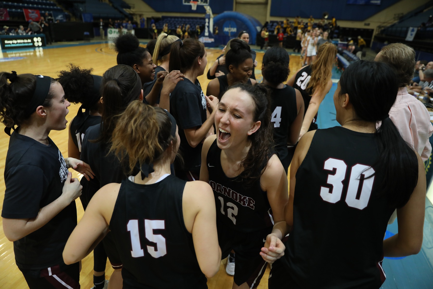 Roanoke Women's Basketball 2019