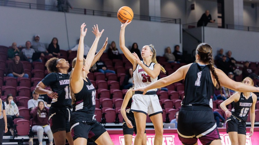 Rose Sande finished with a game-high 25 points for the Maroons.