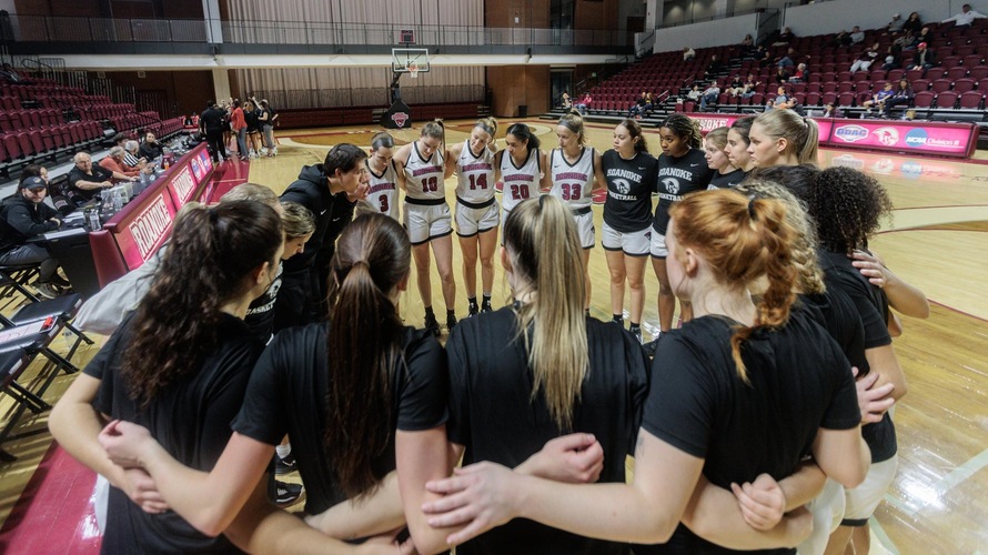 Maroons Fall on the Road to Randolph-Macon