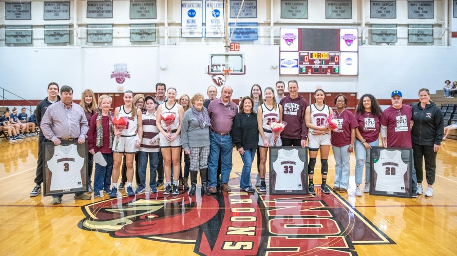 Maroons Honor Four Seniors With 69-44 Win Over Virginia Wesleyan
