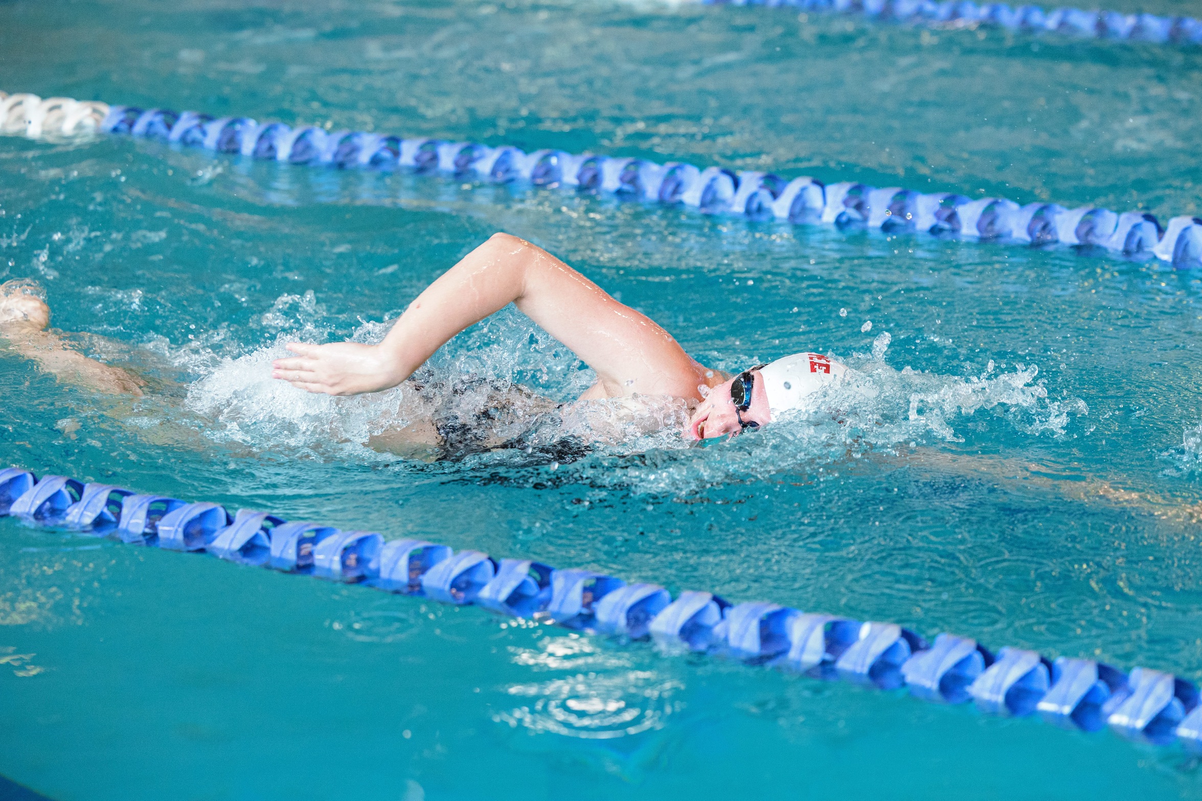 Maroons Split Duals With Div. II Opponents