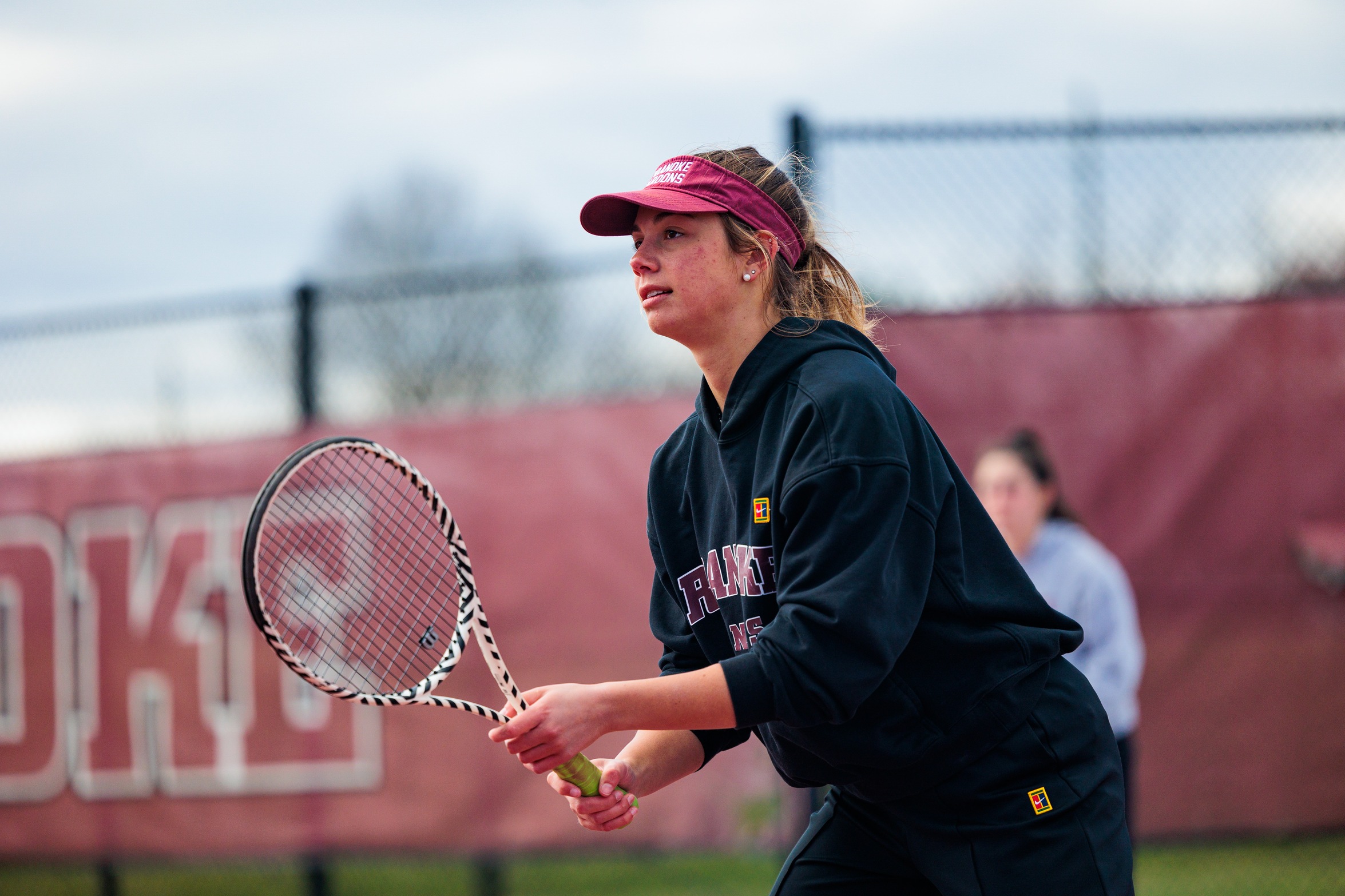 Roanoke Travels to #18 Generals