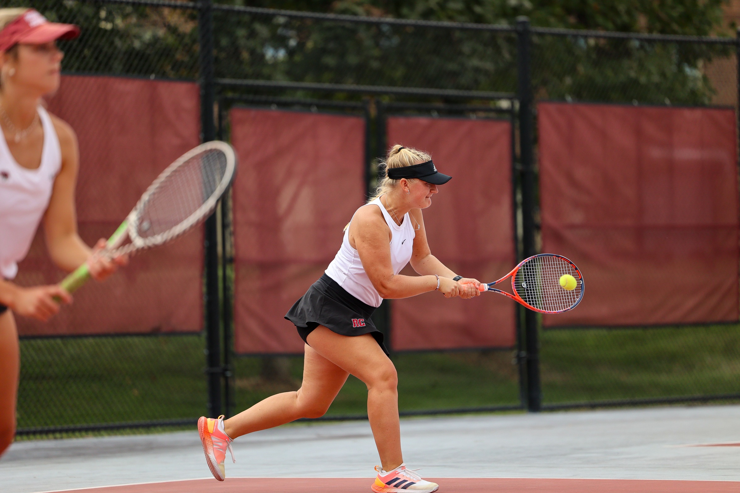 Roanoke Falls to No. 21 Washington and Lee to Complete Fall Season