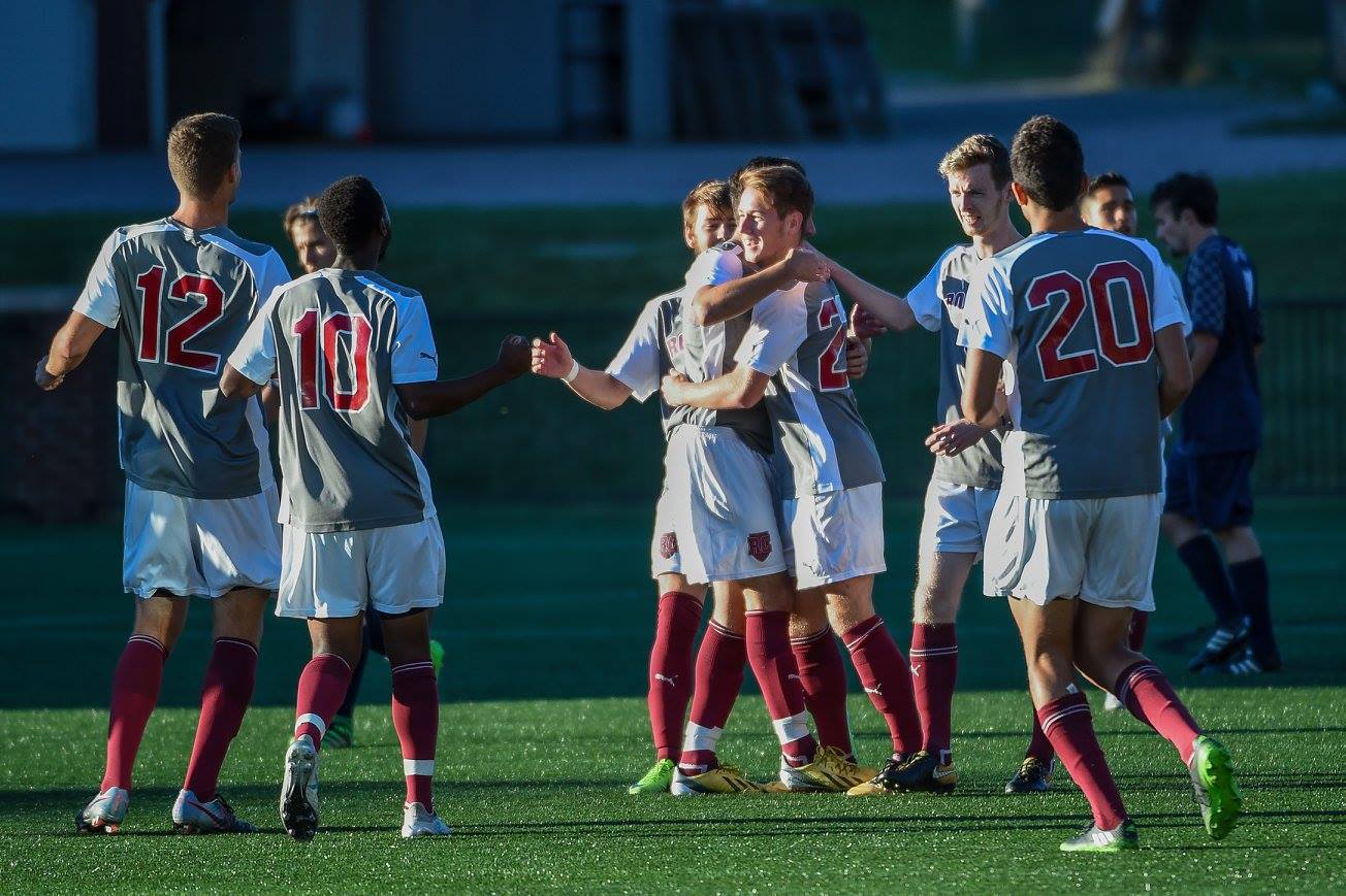 2017 Roanoke Men's Soccer Huddle 