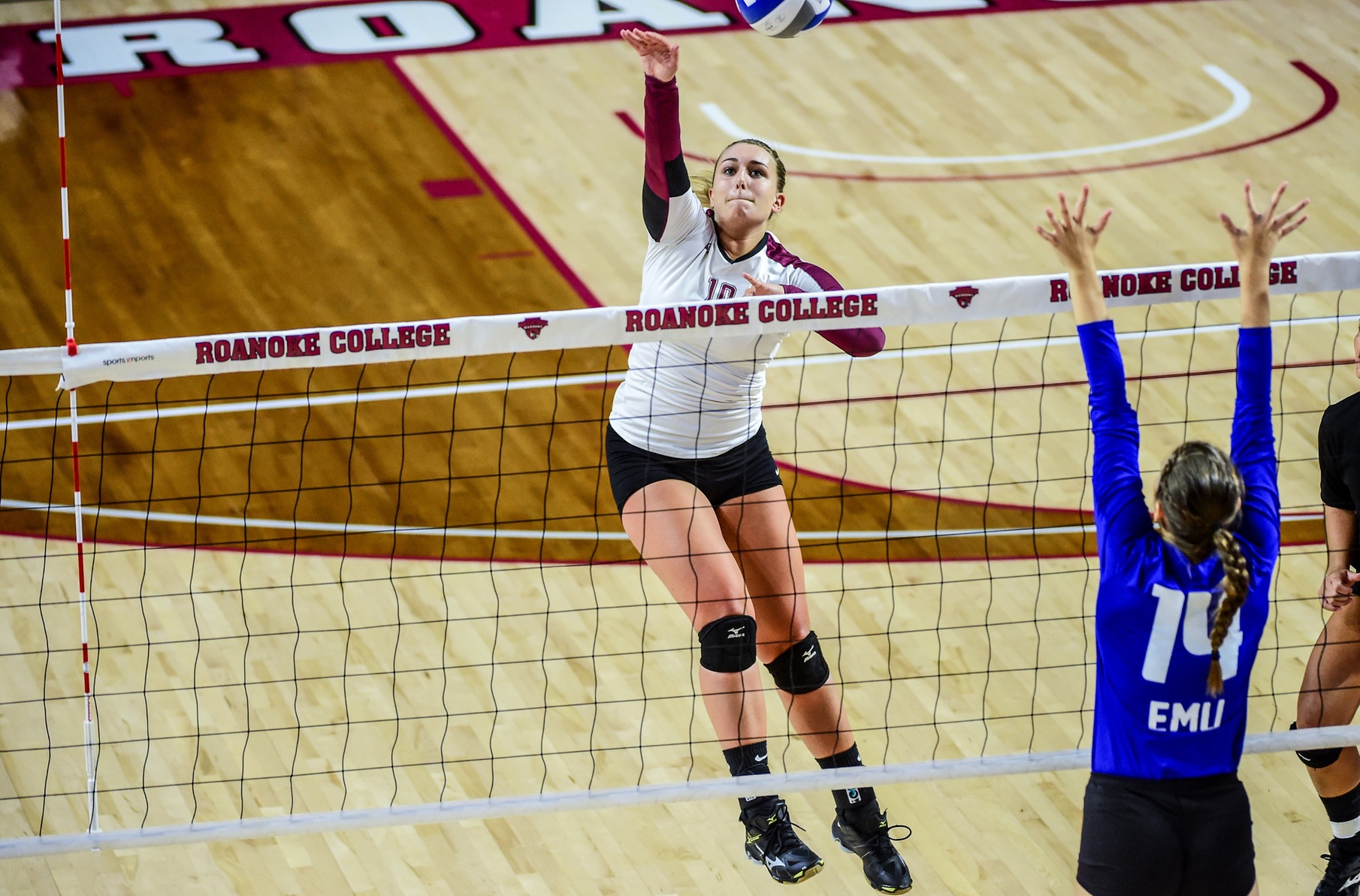 Volleyball Junior Sydney Daniel 10