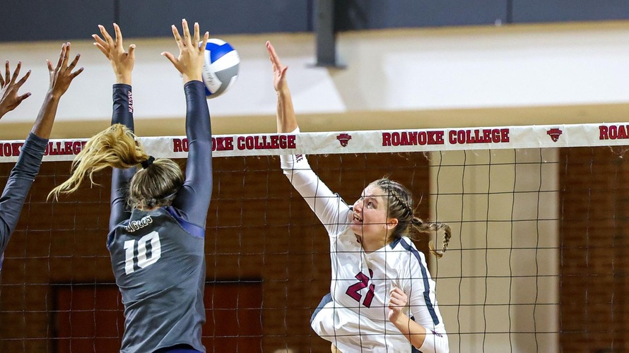 Roanoke Wins 2022 Maroon Classic, Kirchner Named Tournament MVP